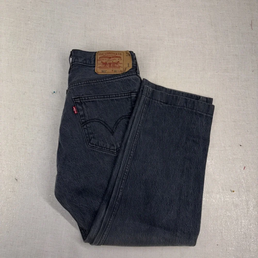 (32x25) Levi's 501 Straight Fit Button Fly Jeans-Men's,‎ stonewash blue Cotton